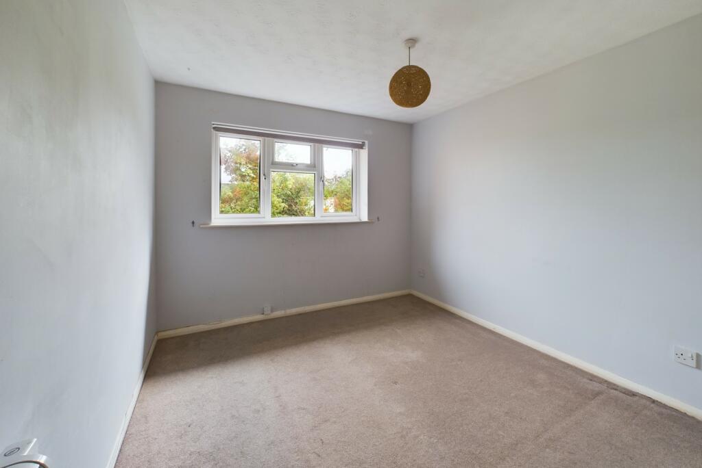 CAM02545G0-PR0259-STILL008