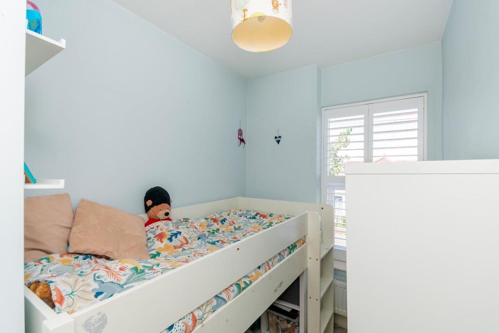 3W9CBN - Bedroom F.jpg