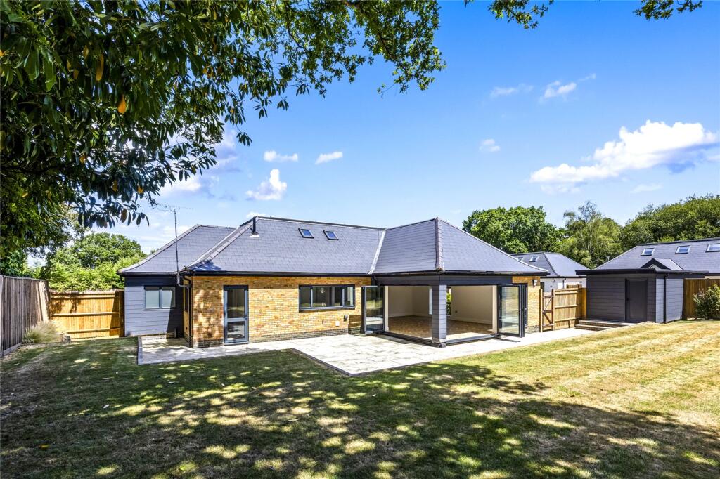 The Oaks-Rear Garden