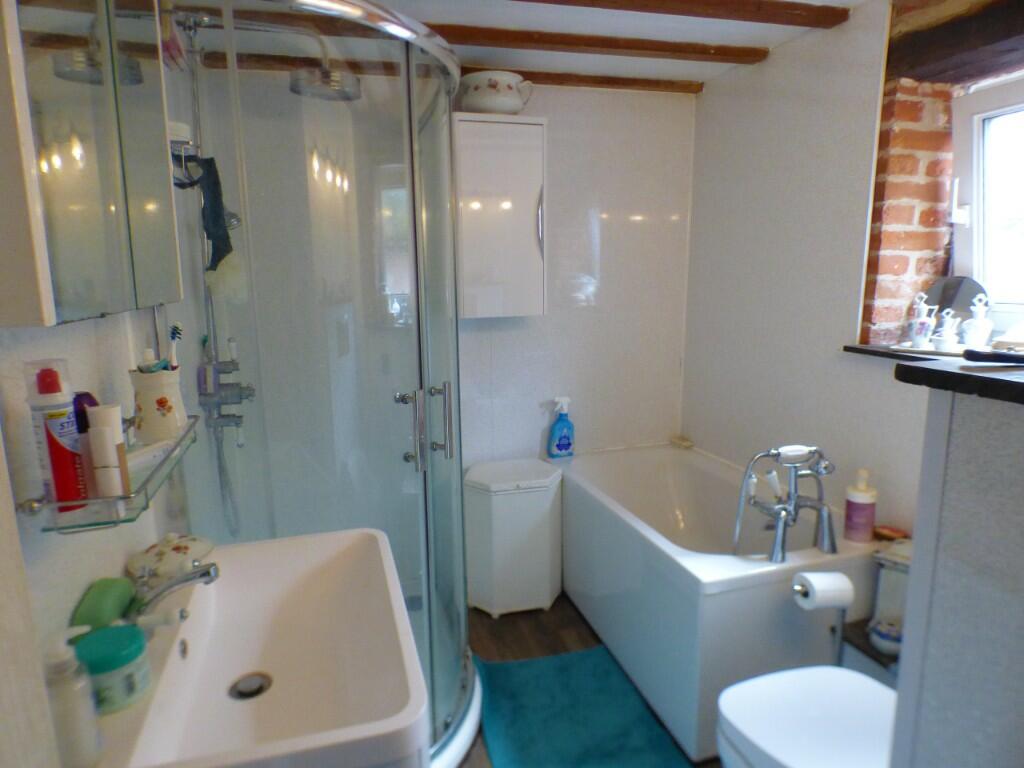 Bath/Shower Room