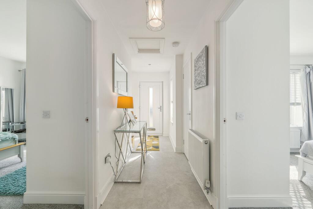 Entrance / Hallway