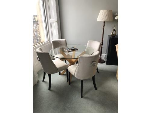 table.JPG