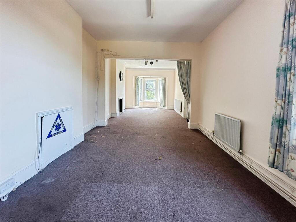 f7c4e937--4324-AECC-ABD0290C8435-75303-00001A5A7AB