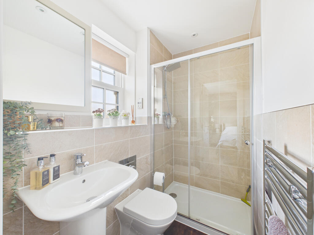 ensuite 2