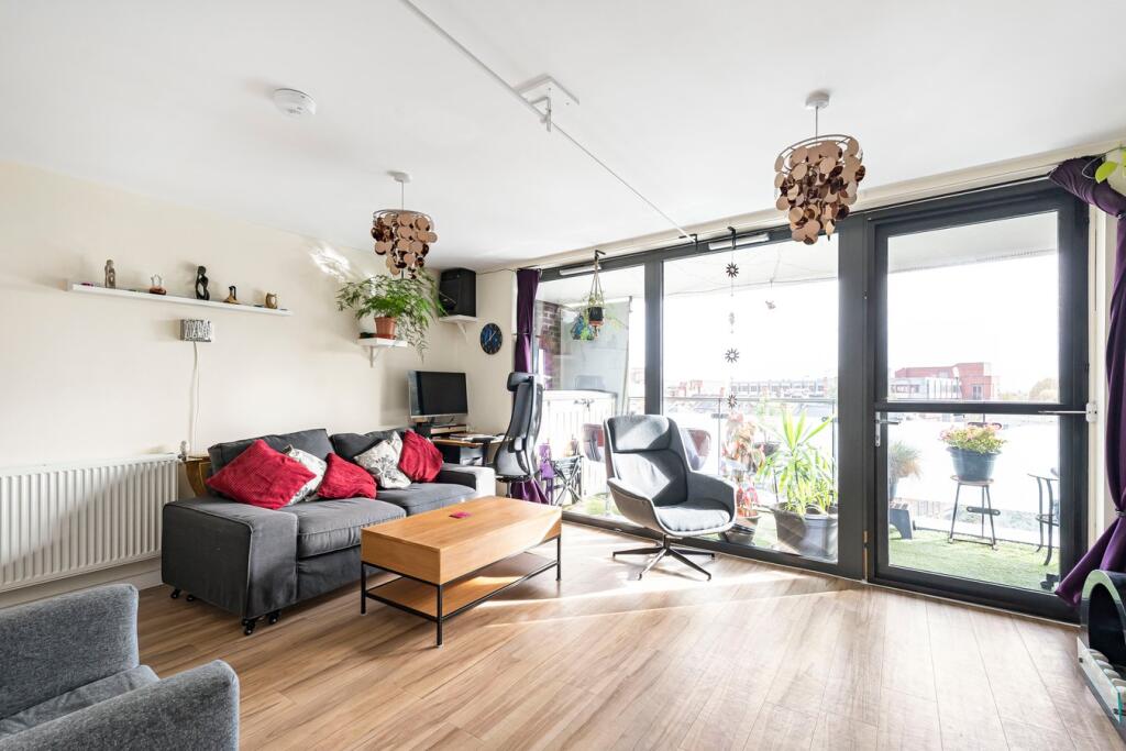 Tewkesbury Road, West Ealing, Ealing, W13