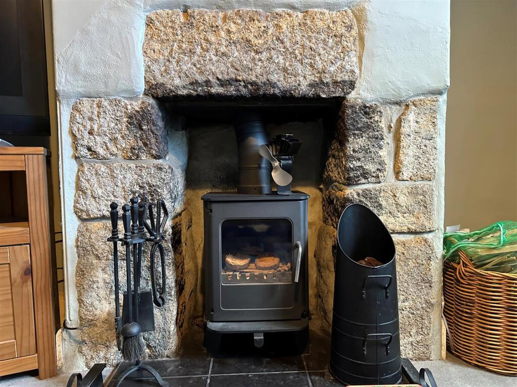 Living Room fireplace.jpg