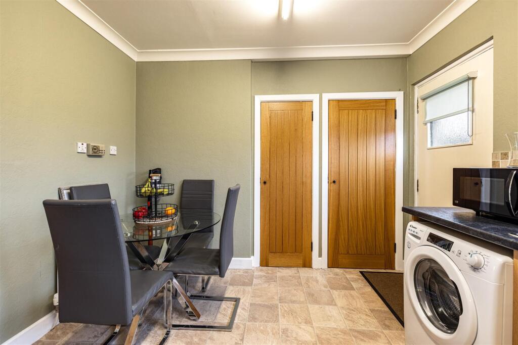 11 Scott Crescent Hawick 16.JPG