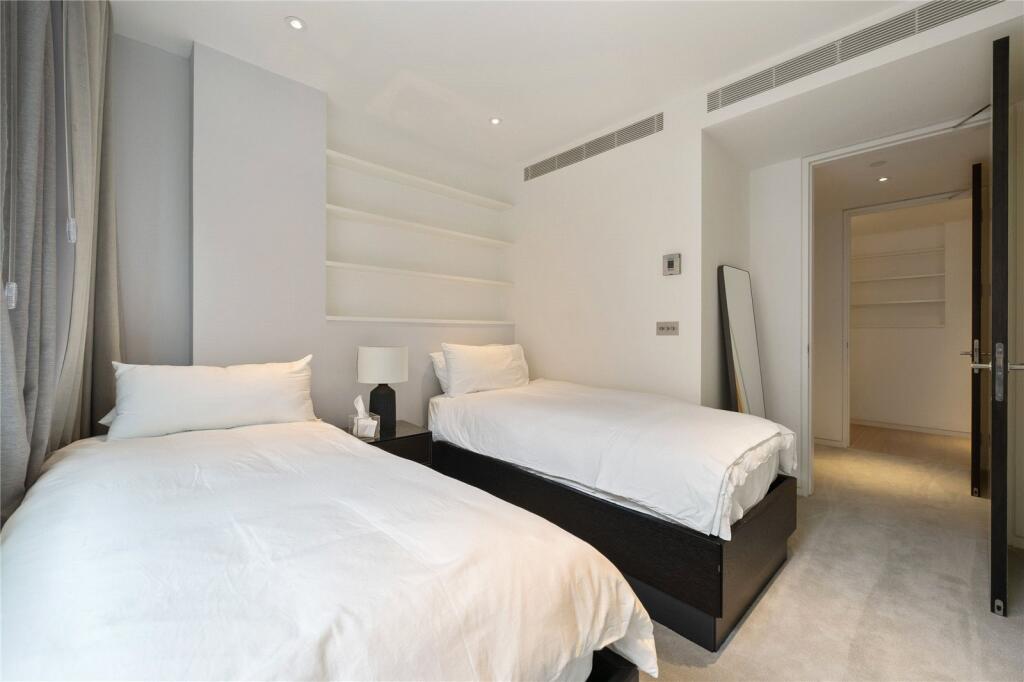 Bedroom 2, View 2