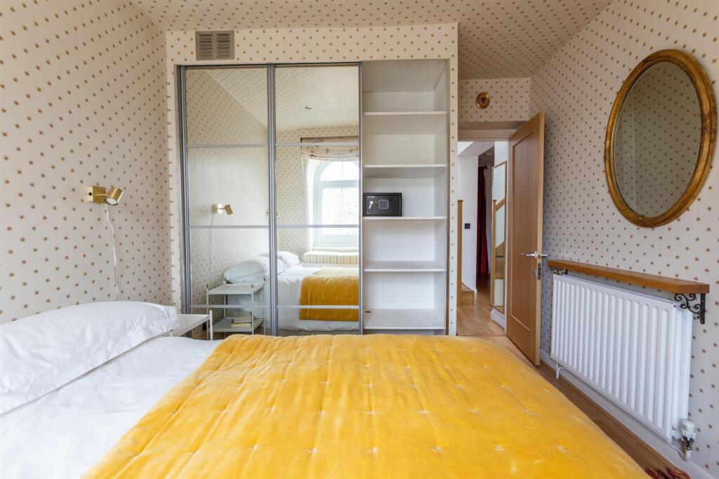 2nd Bedroom
