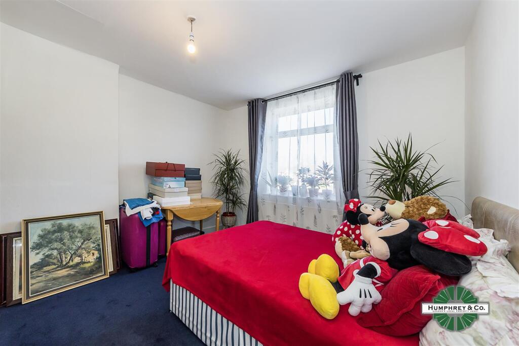 57 Cecil Road - 16.jpg