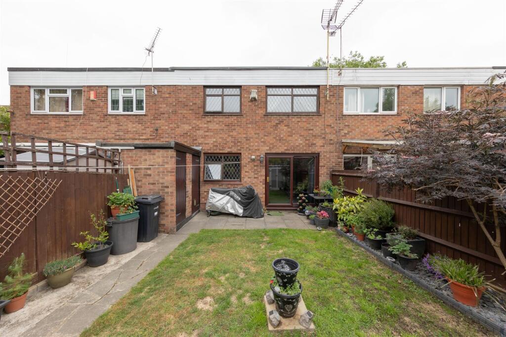 Westmorland Close, E12