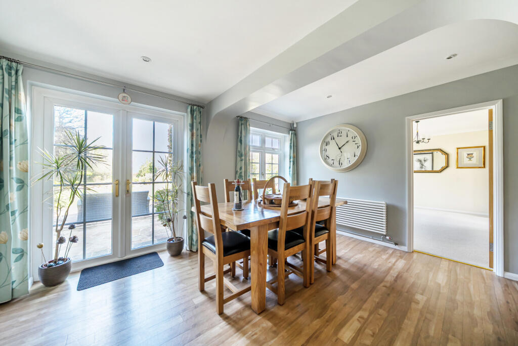 1270330 (17)aa.jp...