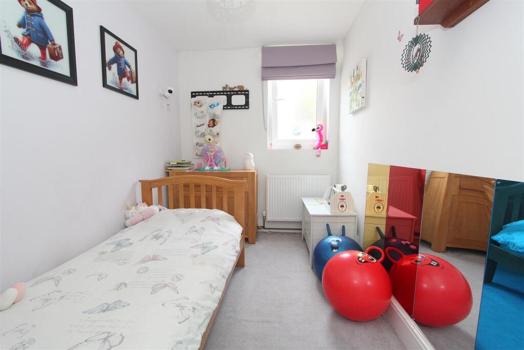 bed 4.JPG