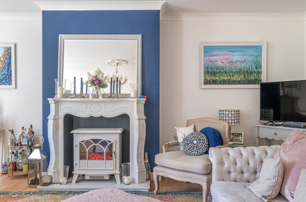 Sitting Rm Fireplace