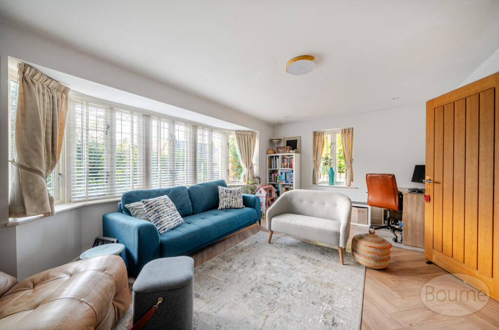 232cf125-79f3-4f7...