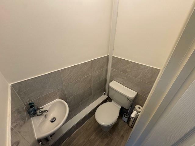 cloakroom.jpg