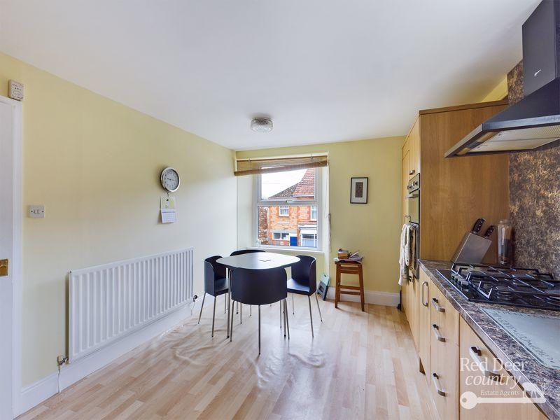 Kitchen/Breakf...