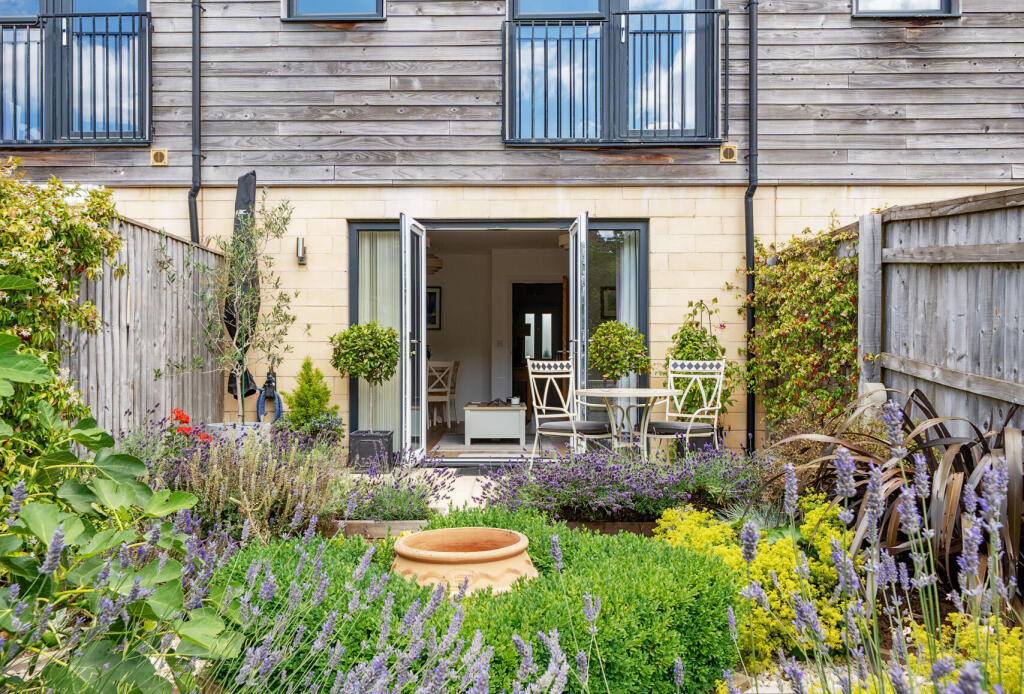 1321547-3-6875535...