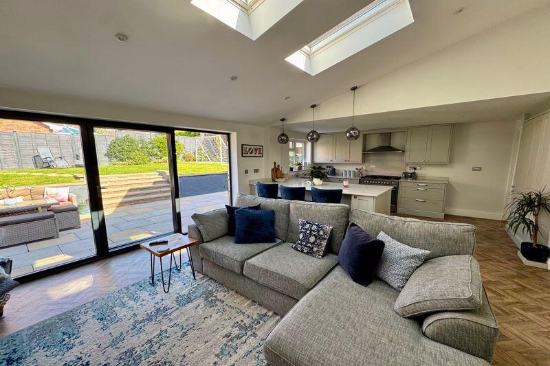 Kitchen Family Room