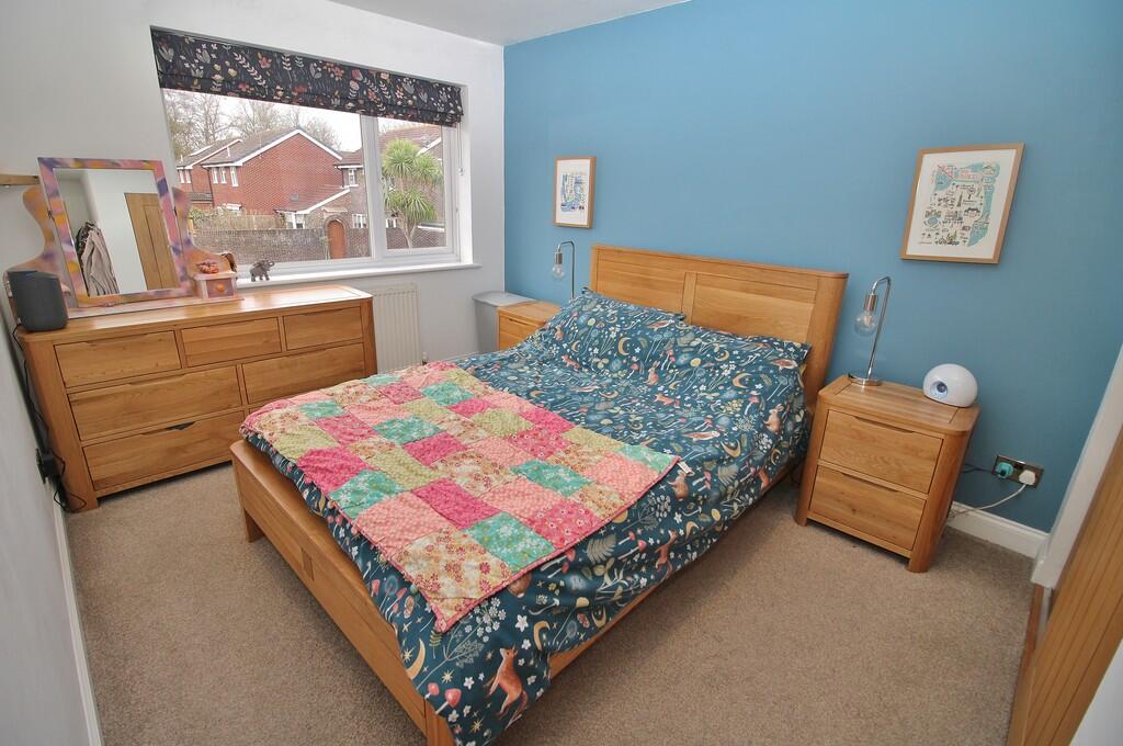 Neville Gardens, Emsworth