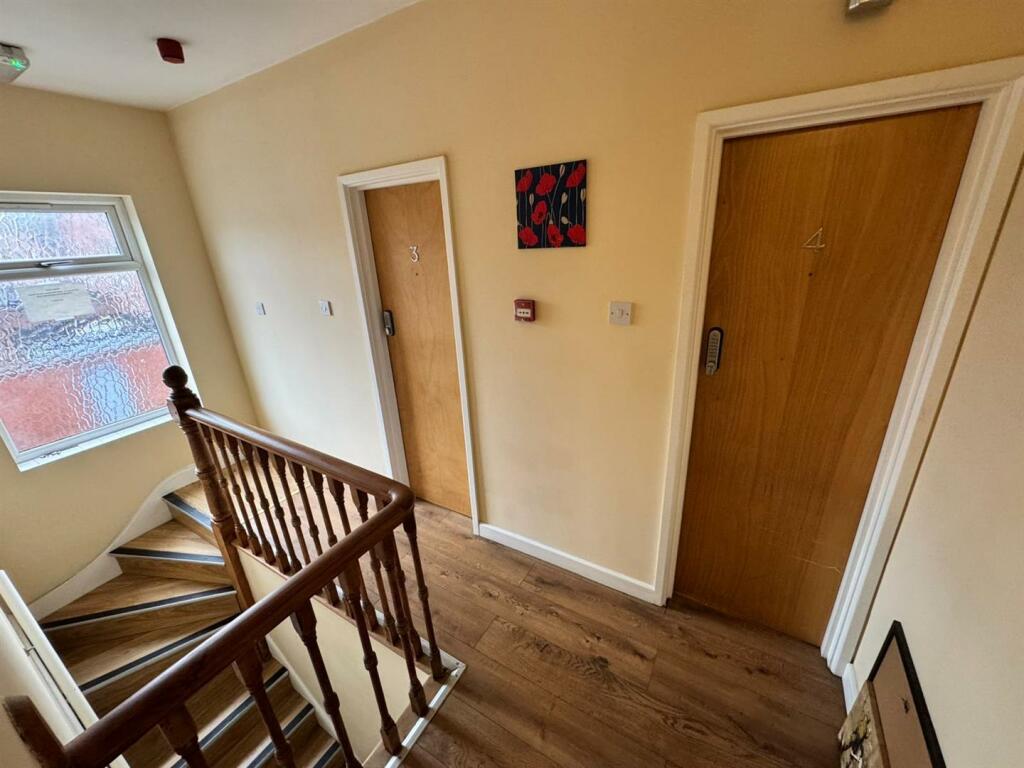 Landing / Hallway