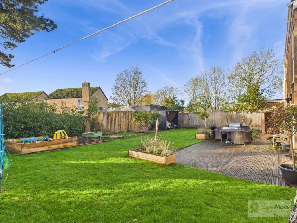 EweMove Mildenhall Cedar Close Garden 2