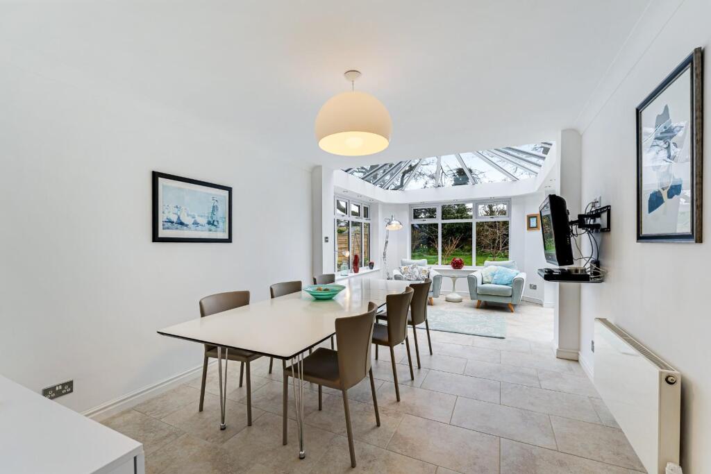 18 CROFT ROAD-48.jpg