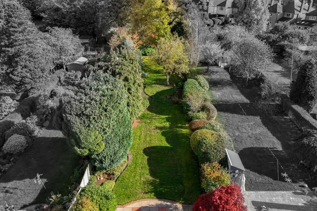 TA18 Garden Over.jpg