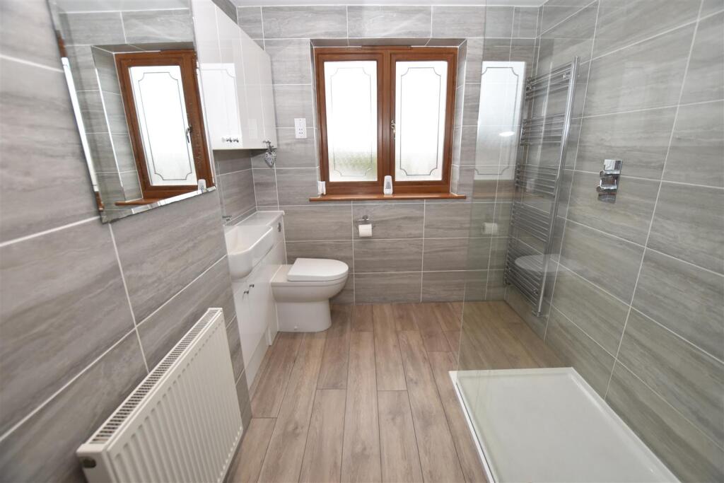 shower room.JPG