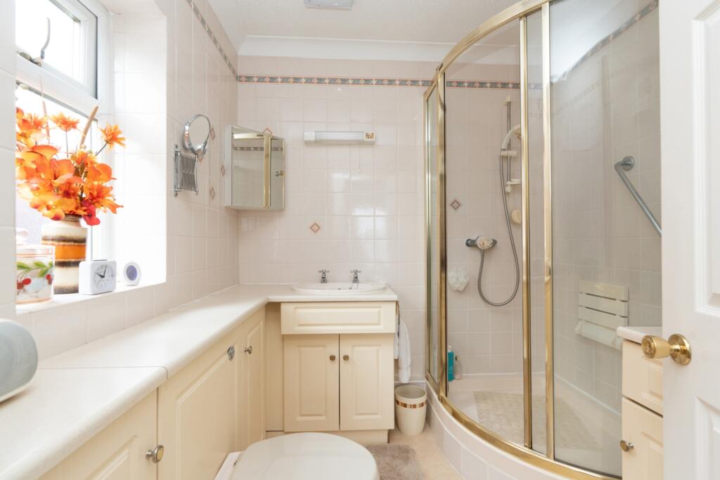 RIVERSIDE MEAD ENSUITE