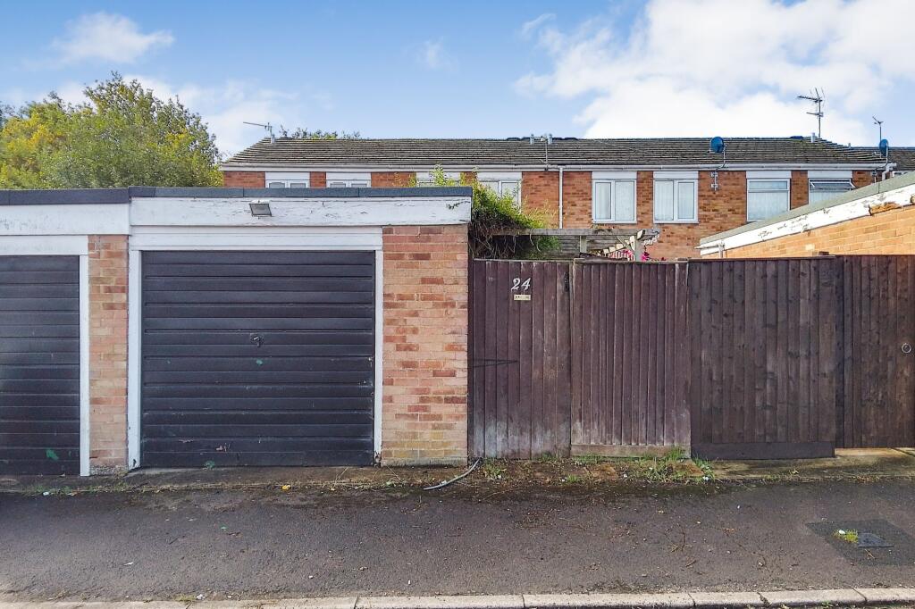 24 Conisborough, Toothill, Swindon SN5 8ES