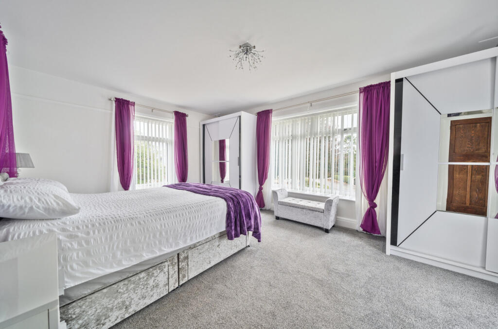 1342299-9-68a5a99...