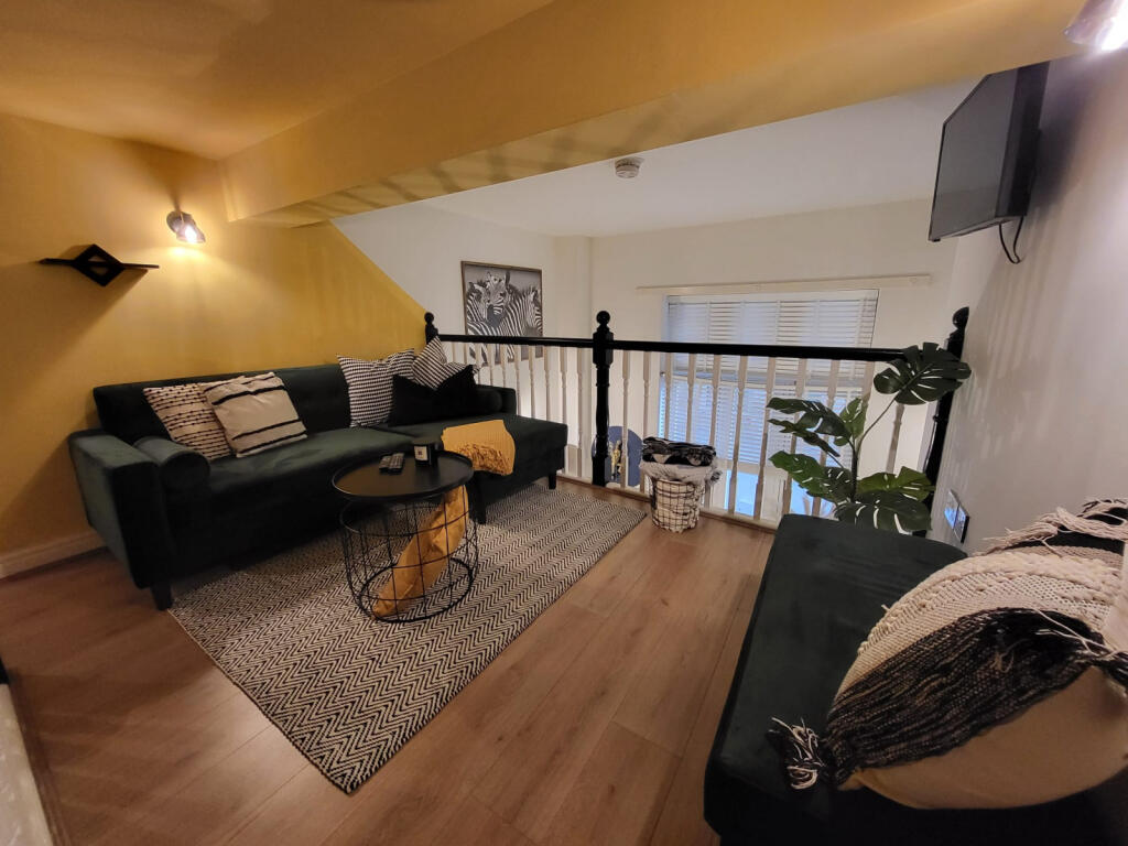 Mezzanine Lounge