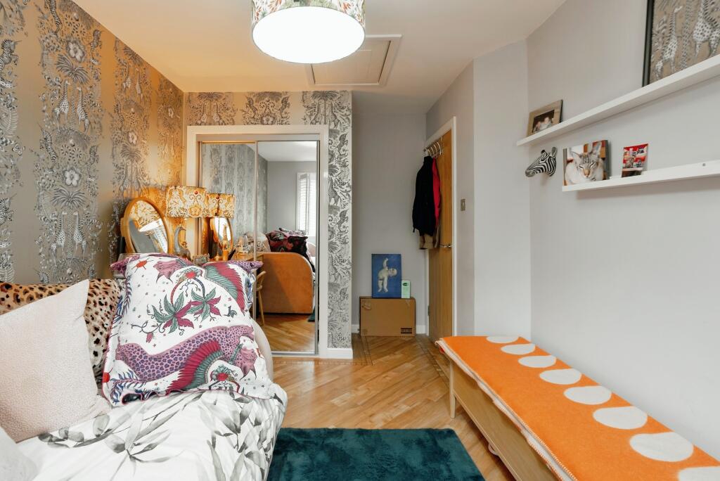 3westfarmavenue-32