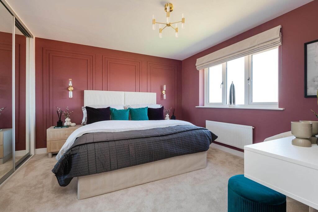 A second double bedroom means you don't need to compromise on space