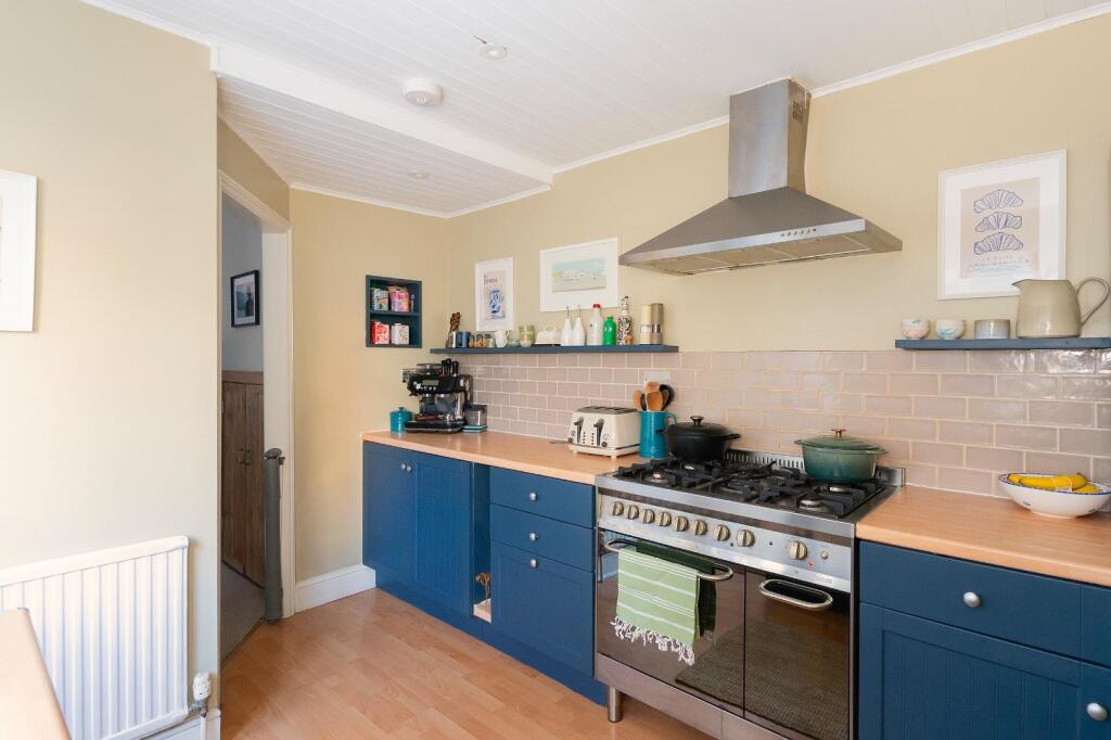 0G6PABN - Kitchen B.jpg