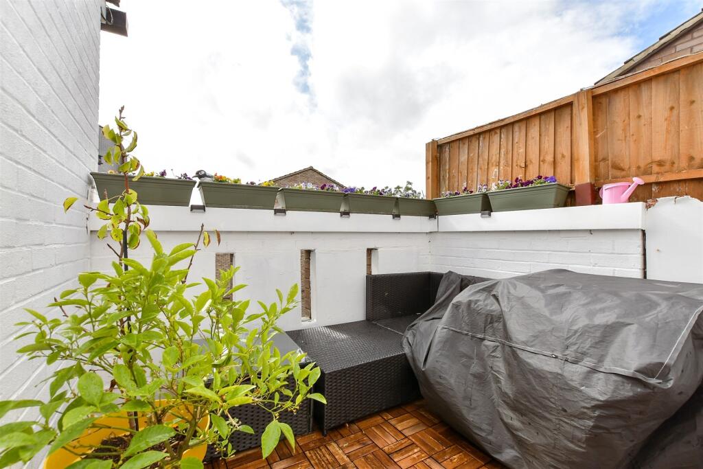 Balcony / Terrace