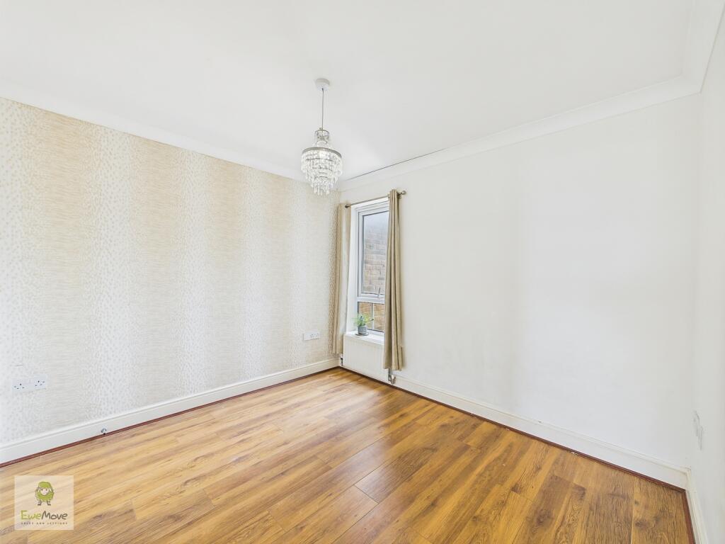 Bedroom With Ensuite