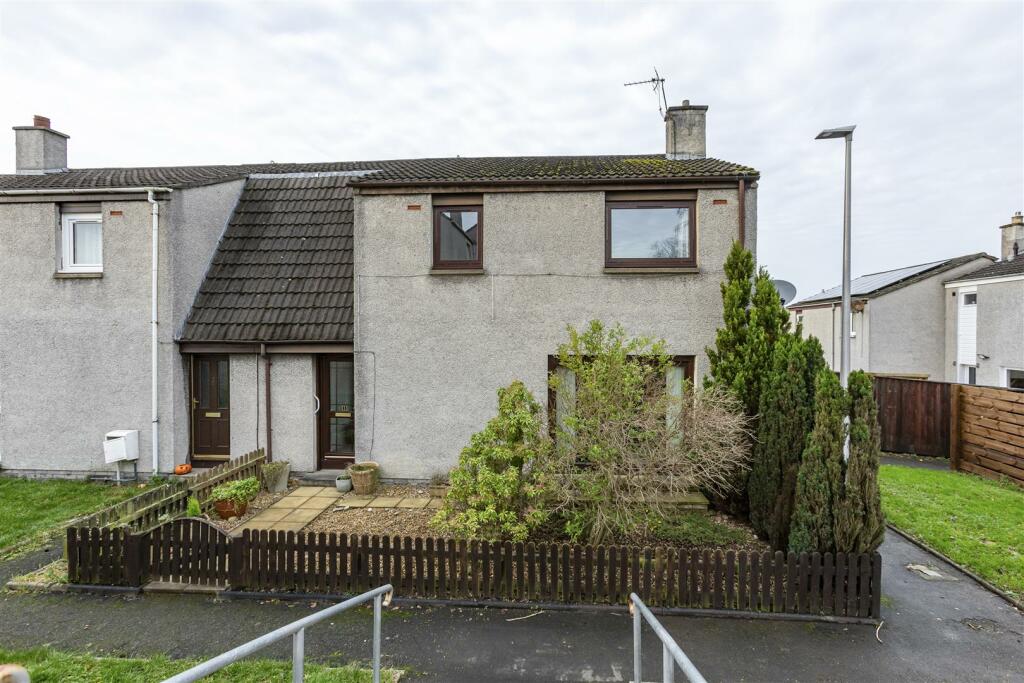 1 Whitefield Avenue Newtown 03.JPG