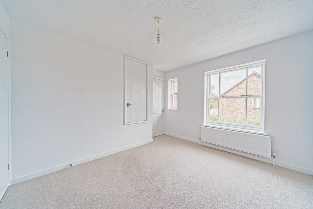 24 JONES CLOSE - PHOTOCB X MT 23.jpg