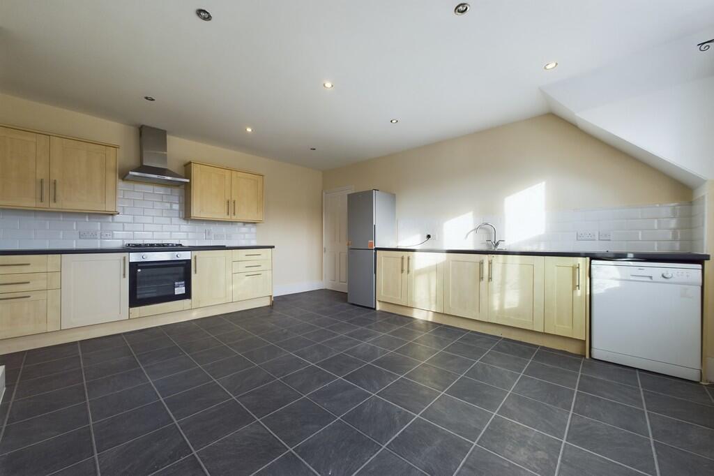 CAM01085G0-PR0514...