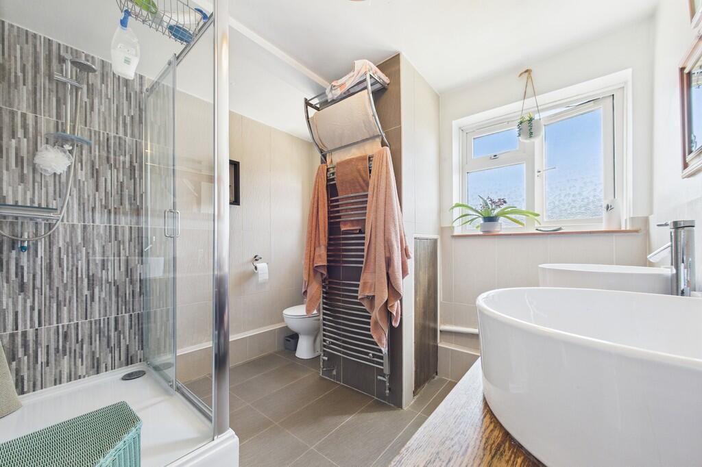 CAM01085G0-PR0600...