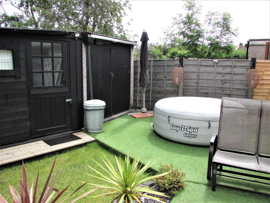 NormanSt19gdn3.JPG