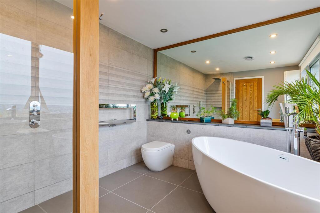 69 - 53 Dunstone Park Road Paignton.jpg