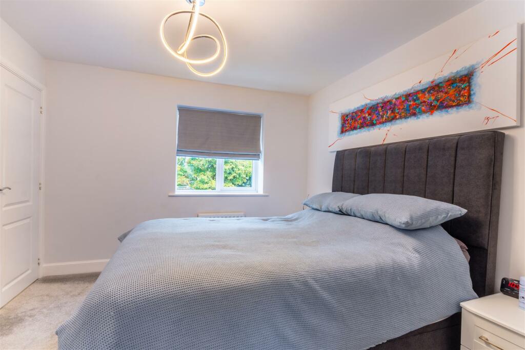8627852-interior25.jpg