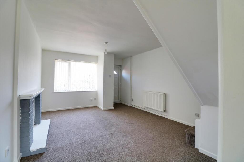 lounge 3.jpg