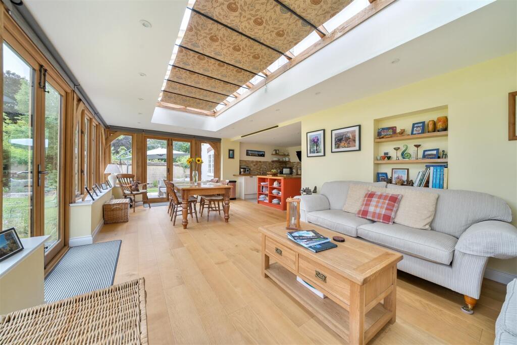 Orangery / Dining Room