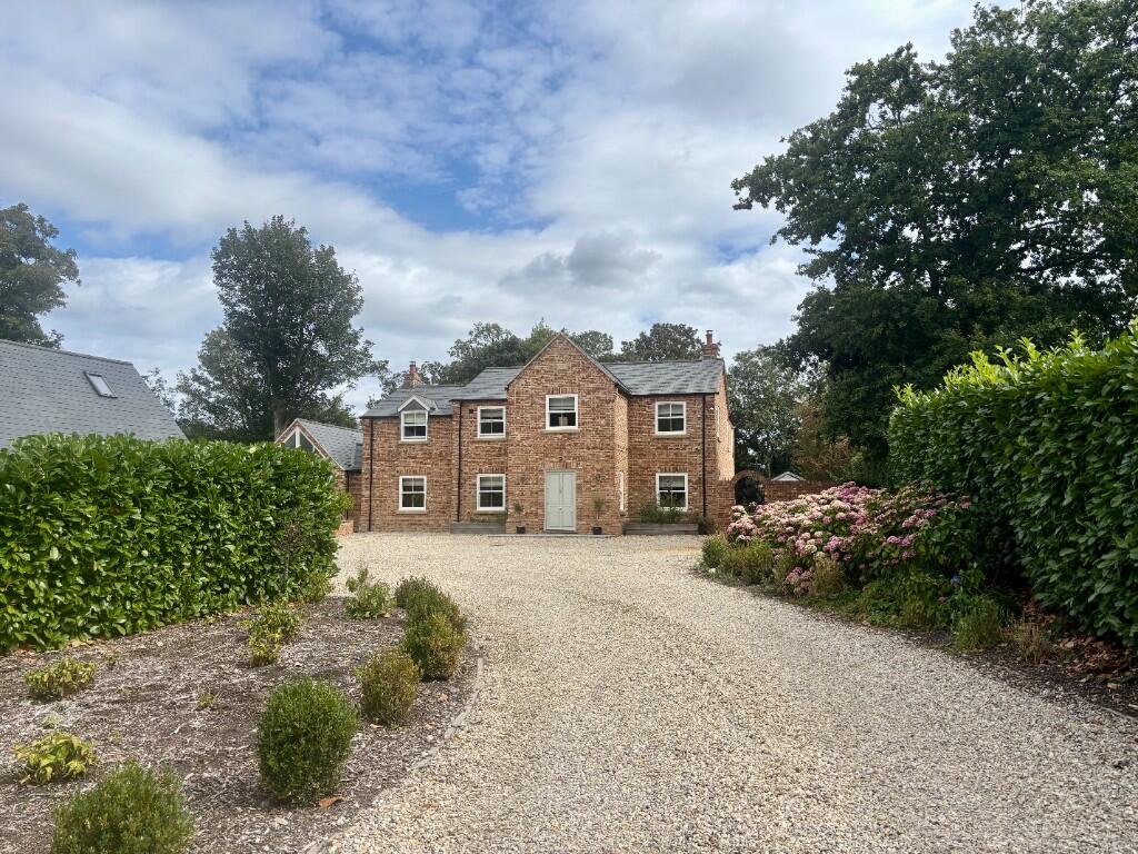 Station Road, Coltishall, NR12