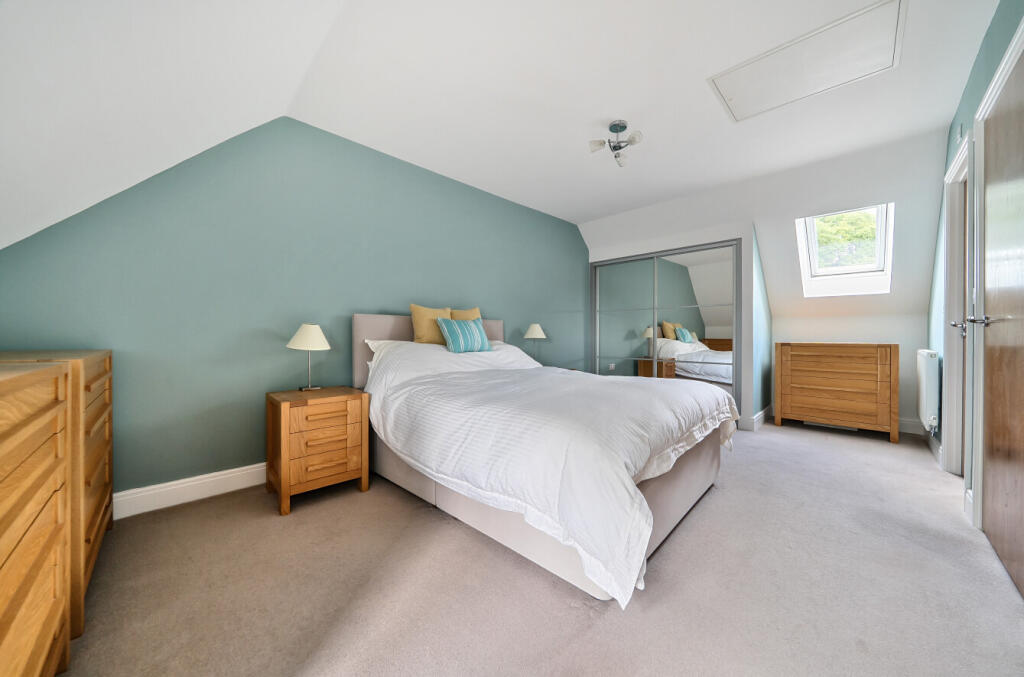 1298488-22-683738...