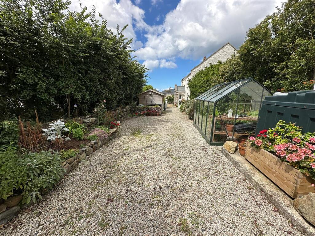 Driveway.jpg